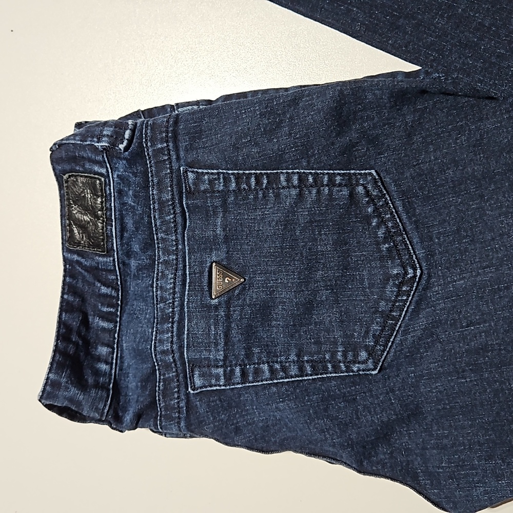 Guess Low Rise Jeans - Picture 2 of 9